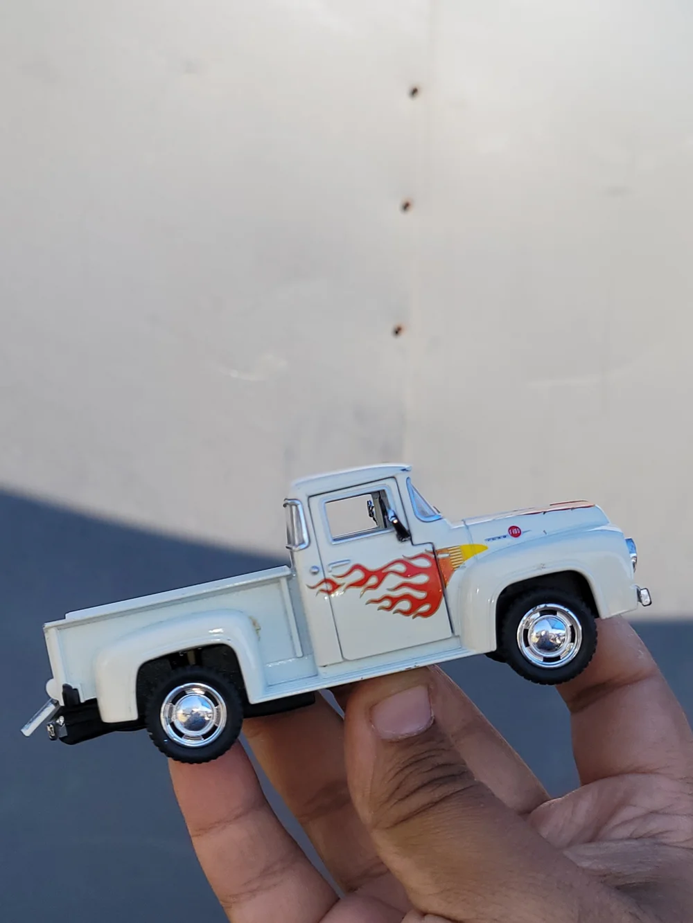 Kinsmart- White 1956 Ford F-100 Pickup 1:38 #kinsmart #toys #cars #fordf100